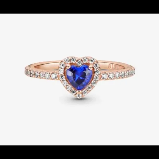 Pandora - Anello con cuore in rilievo blu scintillante