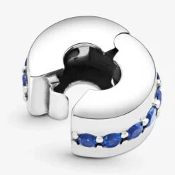 Pandora - Clip Sentiero blu scintillante