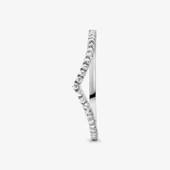 Pandora Anello a V scintillante
